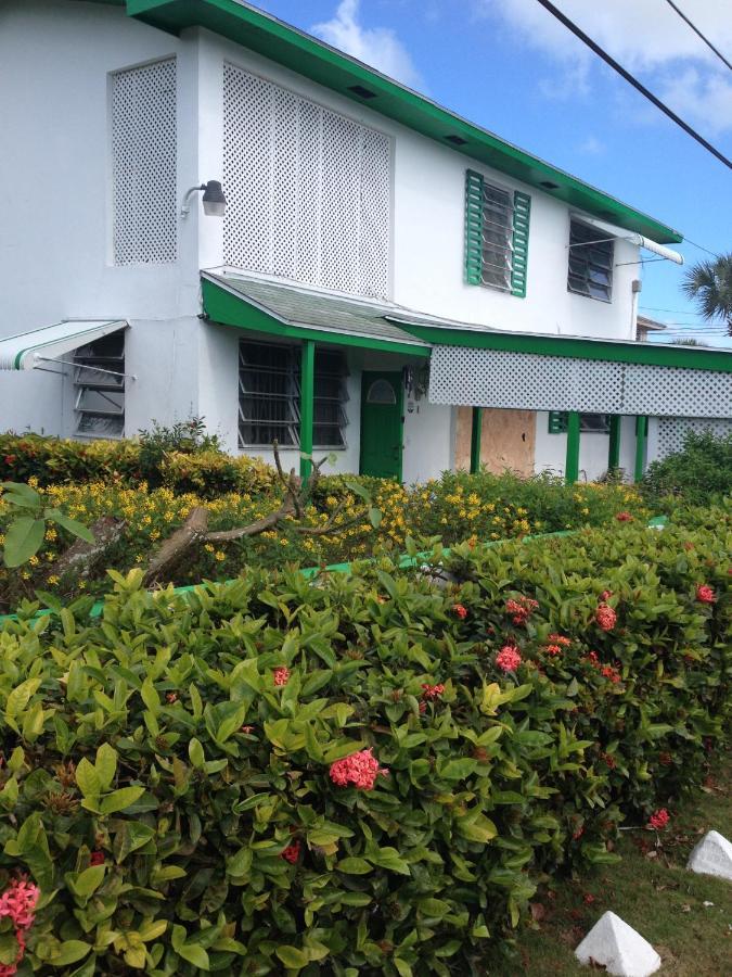 Rhonda'S Abode1 And 2 Apartment Nassau Bagian luar foto